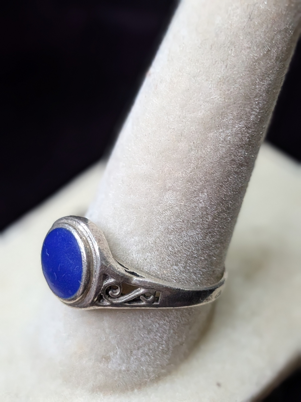 Vintage Sterling Silver Blue Stone Round Signet Ring Sz 8.5 - Picture 2 of 4